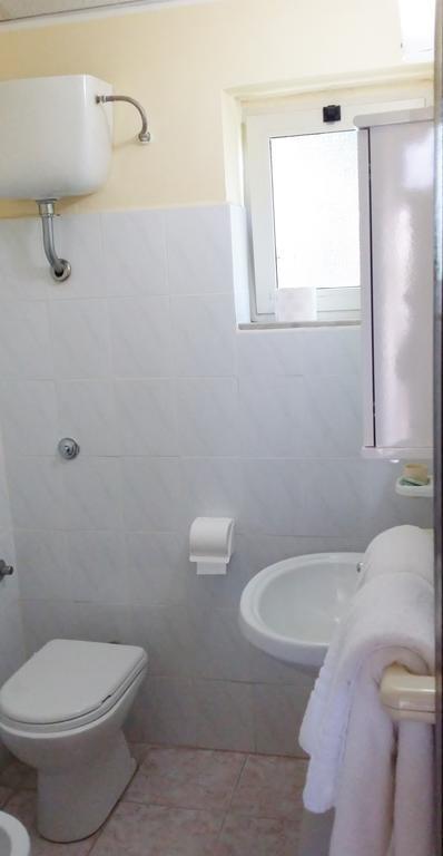 Gallico Marina B&B Baia Dello Stretto الغرفة الصورة